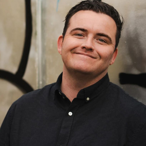 DARREN CONNELL - LAUGH IN THE PARK DARREN CONNELL - LAUGH IN THE PARK